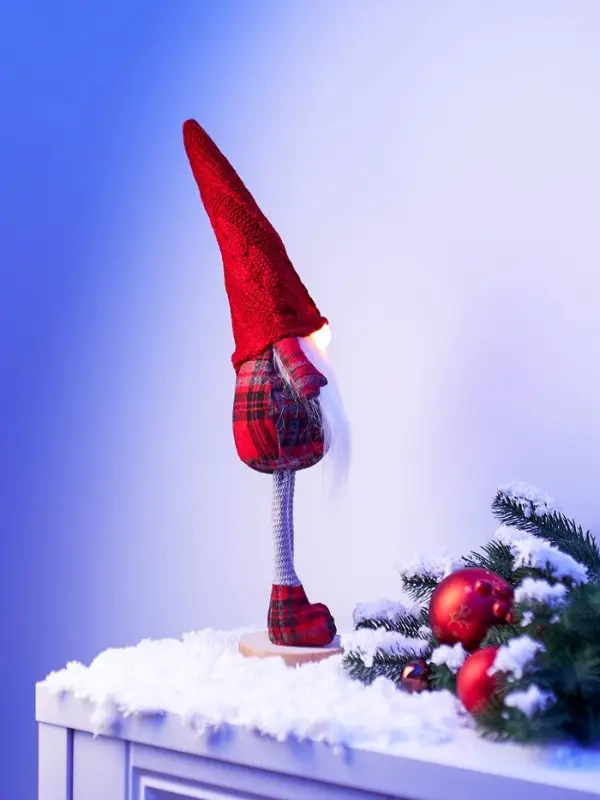 Фигура текстиль &laquo;Гном в красном&raquo; 55 см, 1 LED, от батареек AG13&times;3, свечение тёплое белое