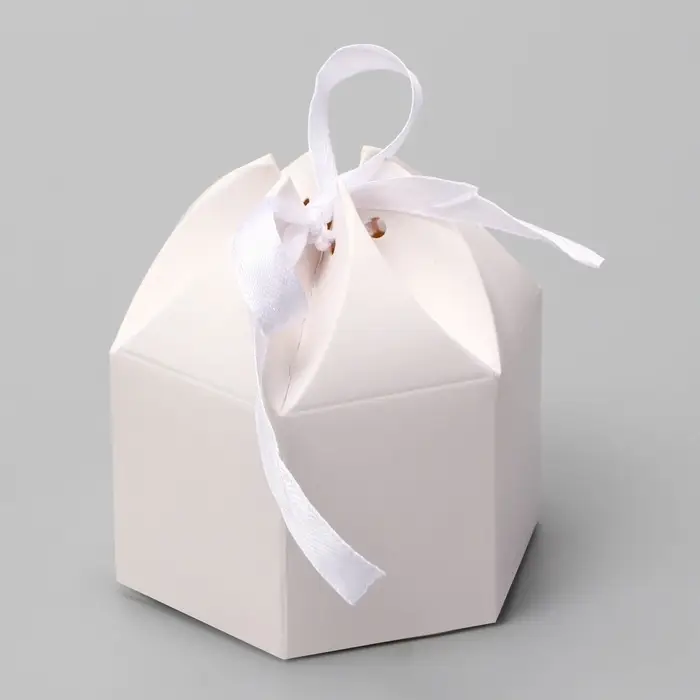 Коробка для конфеты, пирожные с лентой, 8&times;4&times;7.5 см