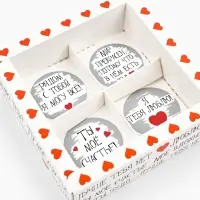 Коробка под 4 конфеты со скретч-слоем &laquo;Я тебя люблю&raquo;, 10.5 х 10.5 х 3.5 см