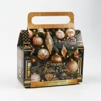 Набор в коробке-домике &laquo;Счастья в Новом году&raquo;, чай 50 г, печенье 3 шт, конфеты 100 г