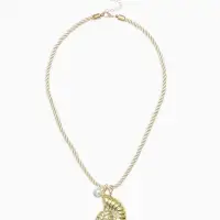 Кулон на жгуте текстильном "Ракушка", цвет бело-золотой