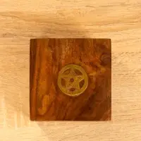 Шкатулка "Пентакль" 10х10х6 см, дерево шишам