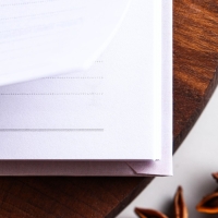 Книга для записи рецептов А5, 80 л. Твердый переплет &laquo;Живи со вкусом&raquo;