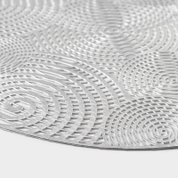 Салфетка сервировочная на стол &laquo;Гипноз&raquo;, d=38 см, цвет серебро