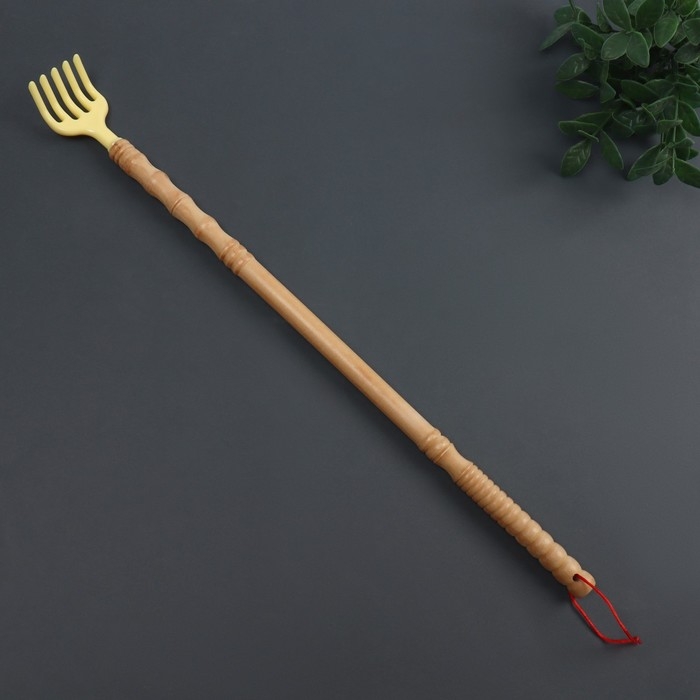 Массажёр - чесалка, универсальный, деревянный, 44,5 &times; 4,2 &times; 2,5 см, цвет бежевый