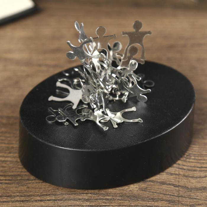 Магнитный конструктор антистресс 2,5 x 9 x 7 см "Человечки"