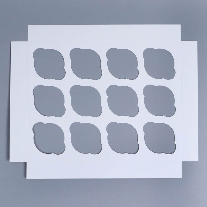 Коробка складная на 12 капкейков с окном &laquo;Снегирь&raquo;, 32,8 х 25,6 х 10 см, Новый год