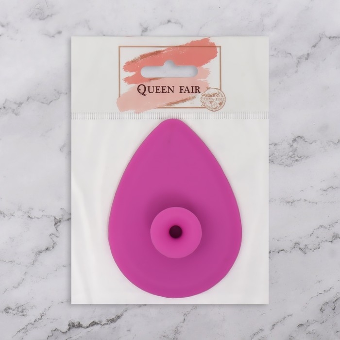 Щётка для умывания &laquo;Капля&raquo; на присоске, 9 &times; 7 см, цвет МИКС