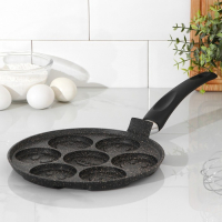 Сковорода &laquo;Оладница&raquo;, d=23 см, пластиковая ручка, антипригарное покрытие, цвет чёрный