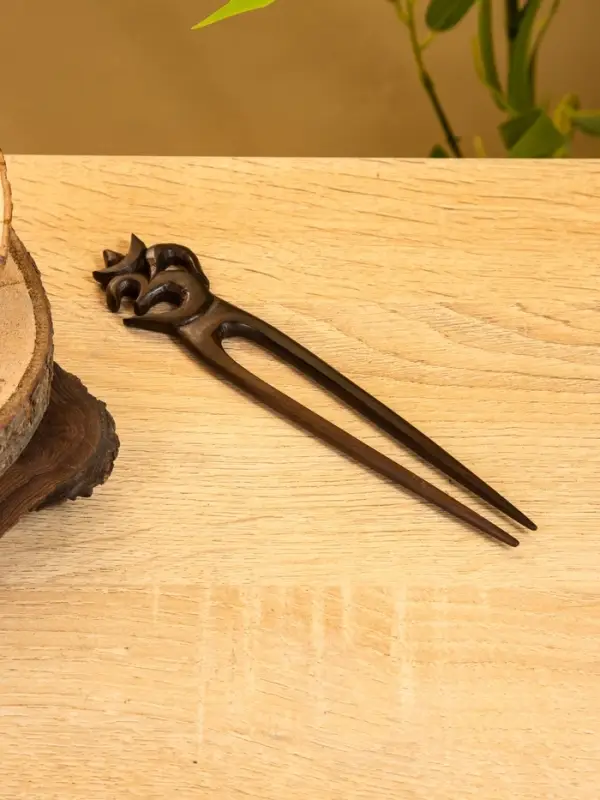 Заколка для волос фигурная, дерево Соно, ракушка, 17х3 см, цв. тёмно-коричневый