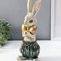 Сувенир полистоун "Зайчик с золотым яичком" 12х9,5х30 см