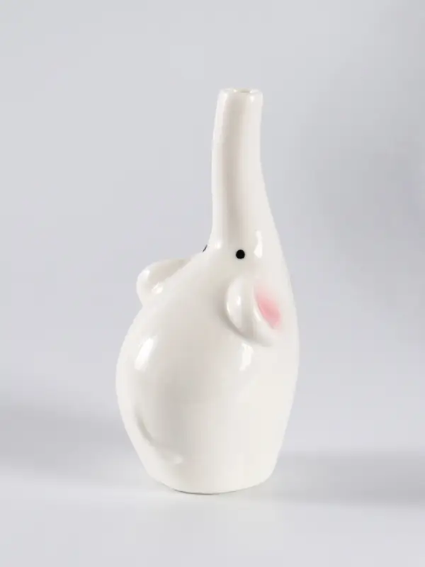 Ваза настольная керамика "Слоник" 15,5х7 см, белый