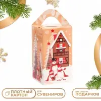 Подарочная коробка Новогодняя Четырехгранка большая &laquo;Елочки&raquo; 10&times;10&times;18 см