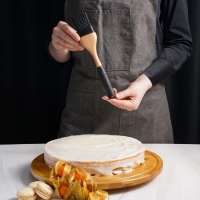 Кисть Доляна &laquo;Макота&raquo;, силикон, 23,5 см, цвет чёрный