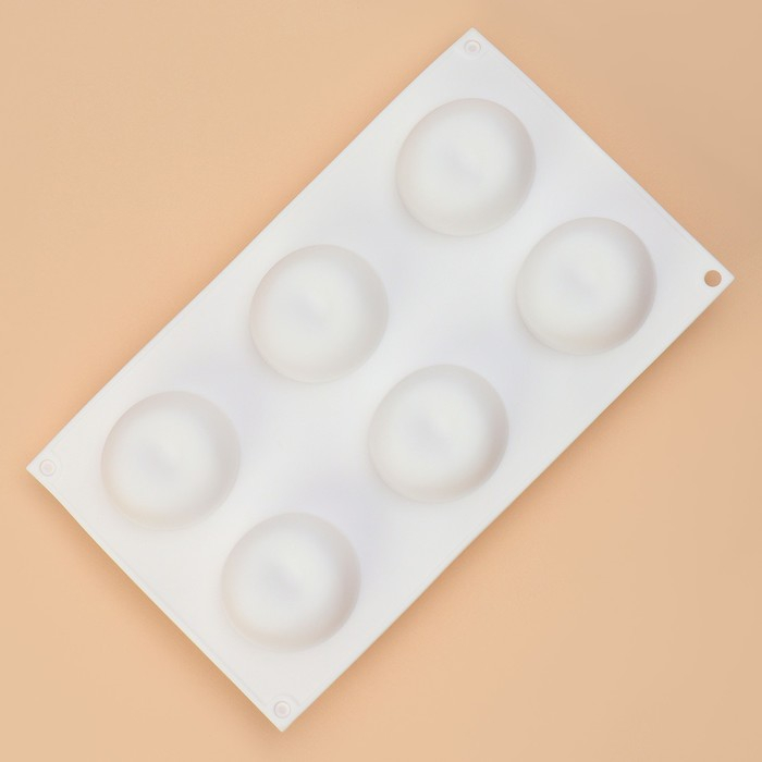 Форма для муссовых десертов и выпечки Доляна &laquo;Яблоко&raquo;, силикон, 29&times;17&times;5,5 см, 6 ячеек (d=6 см), цвет белый