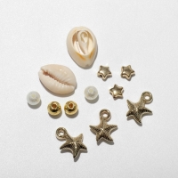 Набор для создания украшений &laquo;Ассорти&raquo;, 15 видов бусин, ножницы, леска 0,8 мм