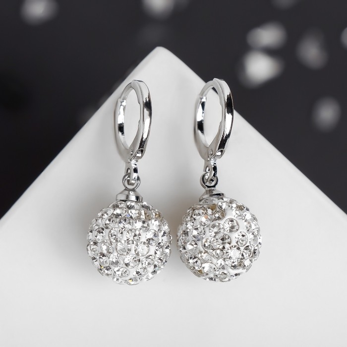 Серьги со стразами &laquo;Шамбала&raquo; сияние, цвет белый в серебре