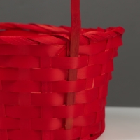 Корзина плетёная, 20&times;20&times;9 см, ручка h=25 см, бамбук, красная