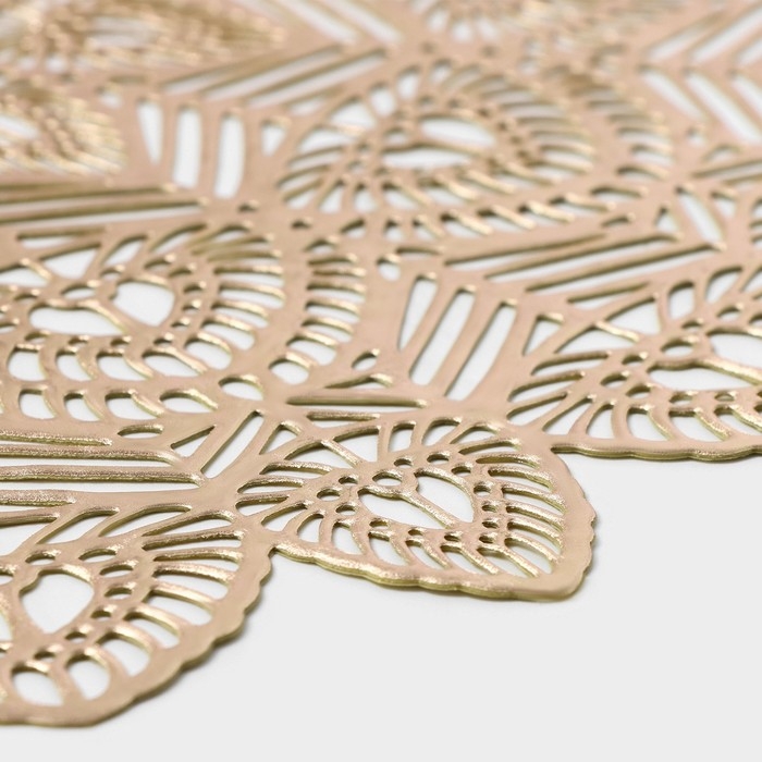 Салфетки сервировочные на стол Доляна &laquo;Цунами&raquo;, d=38 см, 4 шт, цвет золото