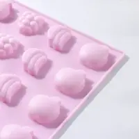 Форма для мармелада Доляна &laquo;Фруктовый рай&raquo;, 22,5&times;23,5&times;1,5 см, 25 ячеек, цвет розовый