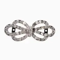 Зажим для кардигана "Ажур", корона, цвет белый в серебре