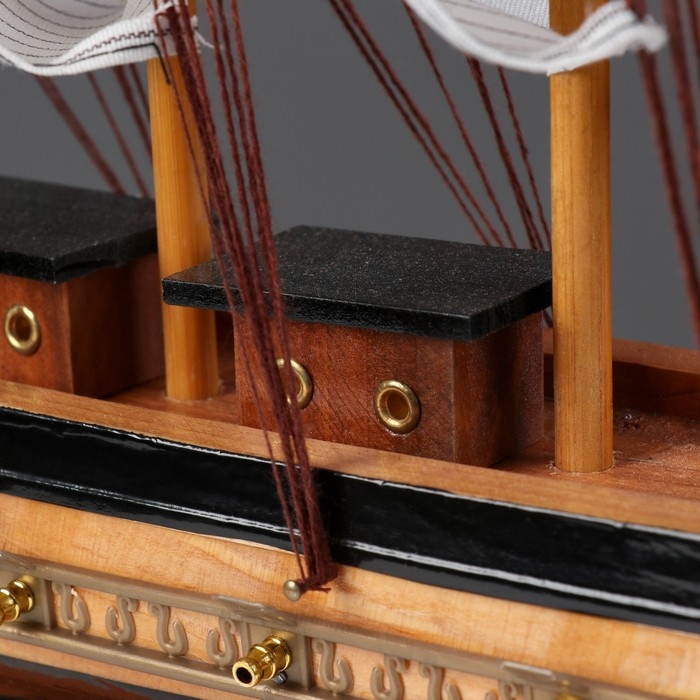 Корабль сувенирный большой &laquo;Ричмонд&raquo;