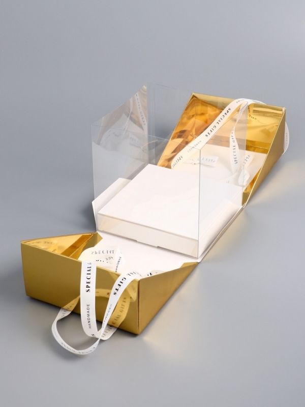 Коробка под бенто-торт с ленточками, золотая , 15,5 х 15,5 х 16 см