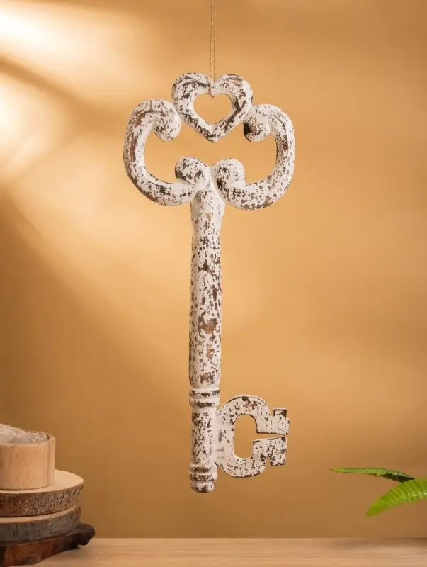 Сувенир &laquo;Ключ от счастья&raquo;, 55&times;4&times;22 см, дерево