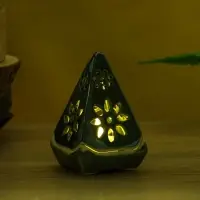 Подсвечник "Пирамидка" керамика, цв. МИКС, 8х8х12 см