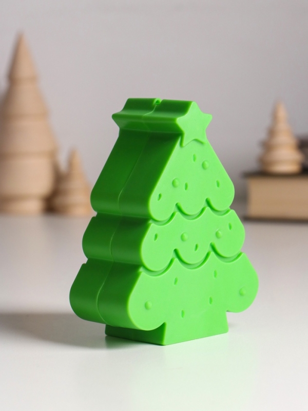 Сувенир пластик свет "Ёлочка со звездой" 3хLR1130 8,5х4х10,8 см