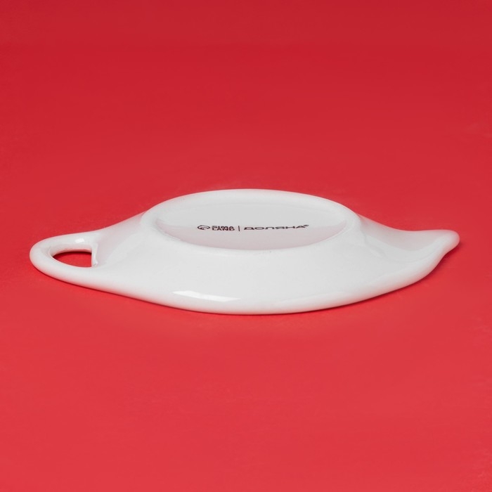 Новогодняя подставка под чайный пакетик Доляна &laquo;Парк аттракционов&raquo;, керамика, 12&times;9,5 см, цвет белый