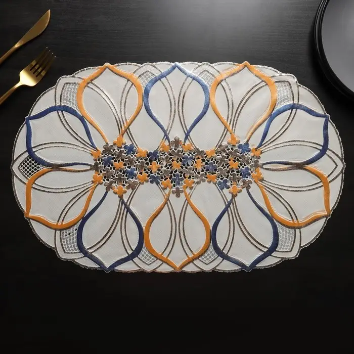 Салфетка сервировочная на стол &laquo;Цветок&raquo;, ажурная, 45&times;30 см, цвет белый