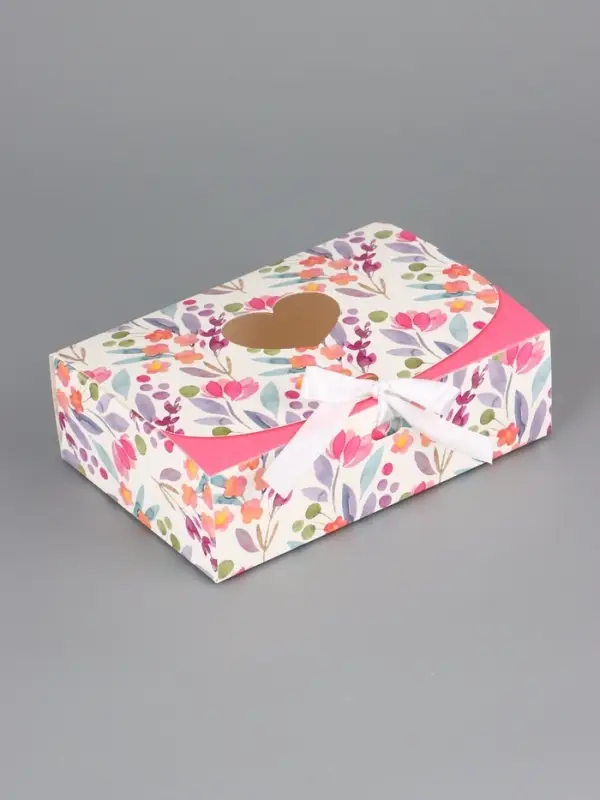 Подарочная коробка сборная с окном &laquo;Розовые цветы&raquo;, 16.5&times;11, 5&times;5 см