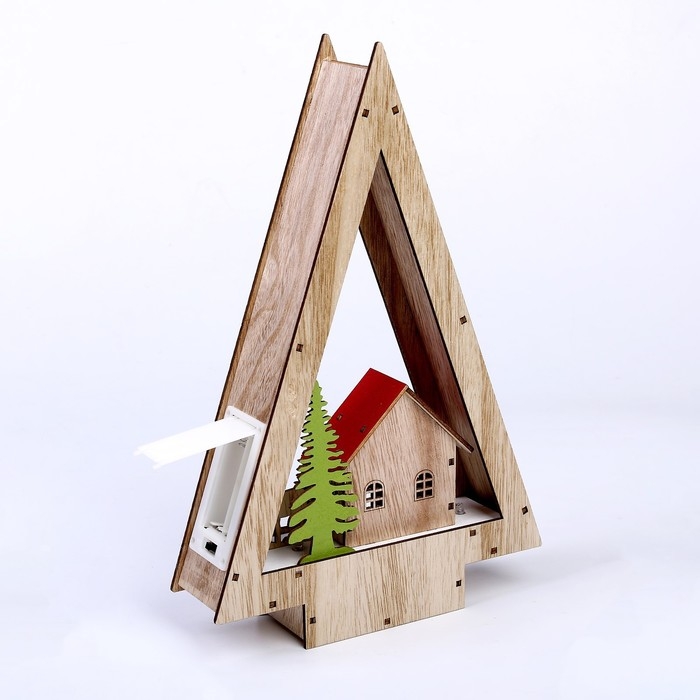 Декор с подсветкой &laquo;Домик в виде ёлки&raquo; 18 &times; 5 &times; 28 см