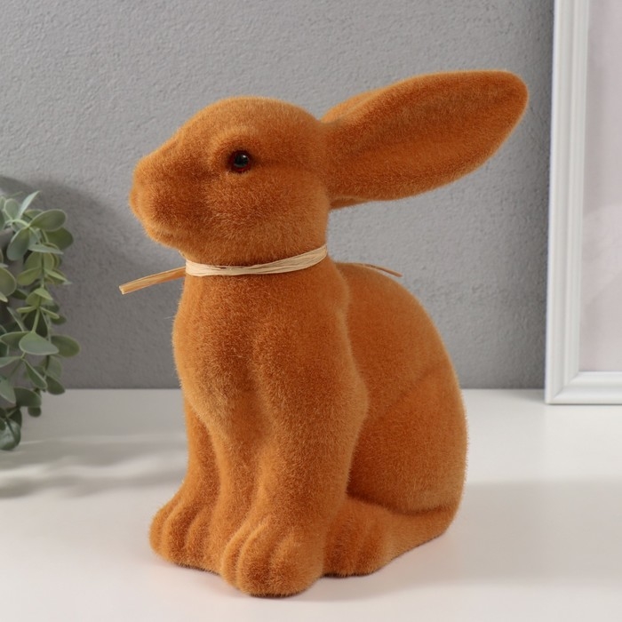 Сувенир пенопласт "Кролик бежевый с ягодками" 22х13х24,5 см