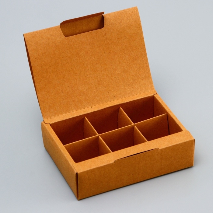 Коробка для 6 конфет, 13,7 х 9,85 х 3,85 см. Кондитерская упаковка