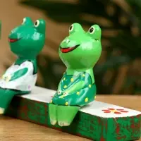 Сувенир "Лягушата на скамейке" дерево 18х4х7 см