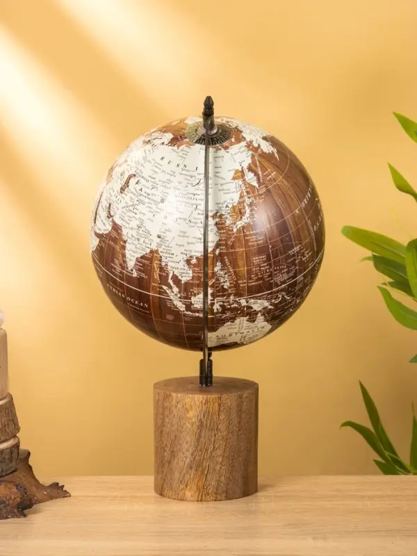 Глобус сувенирный, 23&times;20&times;34.5 см, подставка дерево