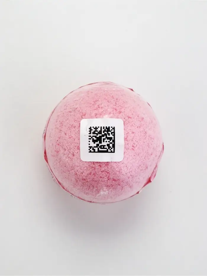 Бомбочка для ванны &laquo;Моменты нежности&raquo;, аромат розы, 120 г, Чистое счастье