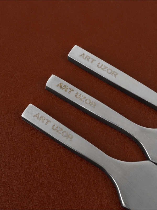 Набор строчных игольчатых пробойников для кожи (3шт цена за наб) шаг 4мм серебряный АУ