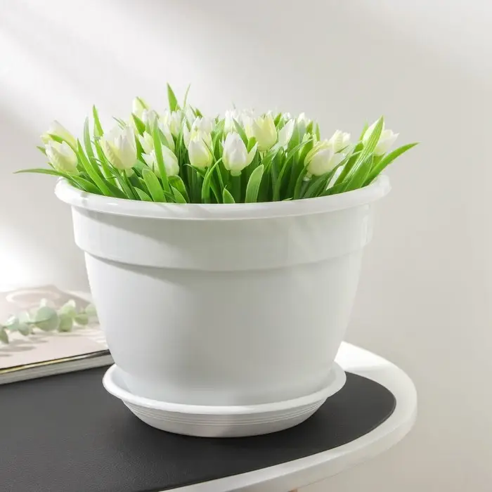 Горшок для цветов с поддоном &laquo;Антик&raquo;, 3,6 л, d=22 см, цвет белый