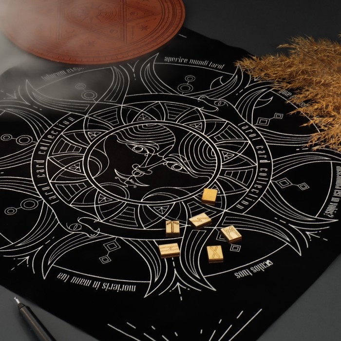 Скатерть для гадания бархатная &laquo;Солнце и луна&raquo;, 50х50 см, 16+