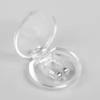 Приспособление против храпа, в футляре, с магнитом, прозрачное