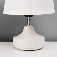 Настольная лампа с абажуром RISALUX &laquo;Блеск&raquo;, 1&times;40 Вт, Е27, белый, 17&times;17&times;24 см