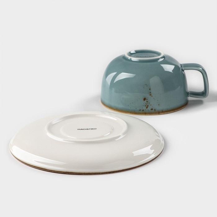 Чайная пара фарфоровая Magistro &laquo;Церера&raquo;, 2 предмета: чашка 250 мл, блюдце d=16,5 см, цвет голубой