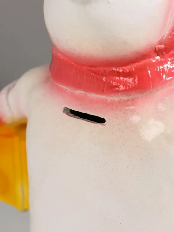 Фигура "Снеговик с подарком" 19 см, красный