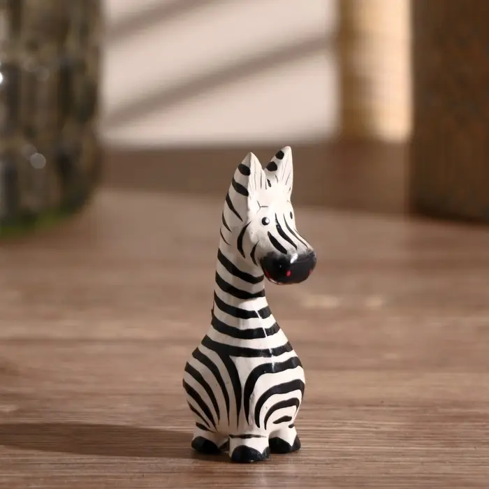 Сувенир дерево "Зебра Мироша" 7х2,5х3 см