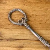 Ложка для обуви &laquo;Венок с бантиком&raquo;, латунь, 31 см