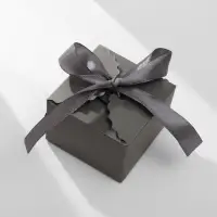 Коробочка подарочная складная &laquo;Сюрприз&raquo; 6&times;6&times;4.5, серый