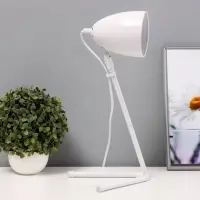 Настольная лампа "Санди" Е27 40Вт бело-черный 18х18х40 см